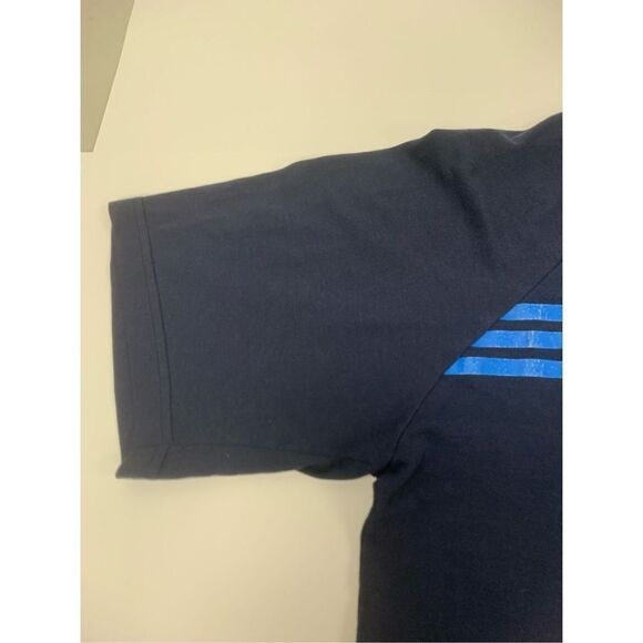 Vintage Adidas T-shirt - Picture 3 of 7